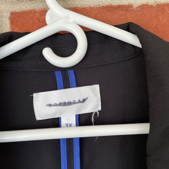 Pop Sugar light weight plus size blazer - Picture 4 of 5